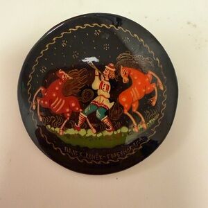 Brooch Vintage Russian lacquer brooch Palekh Brooch
